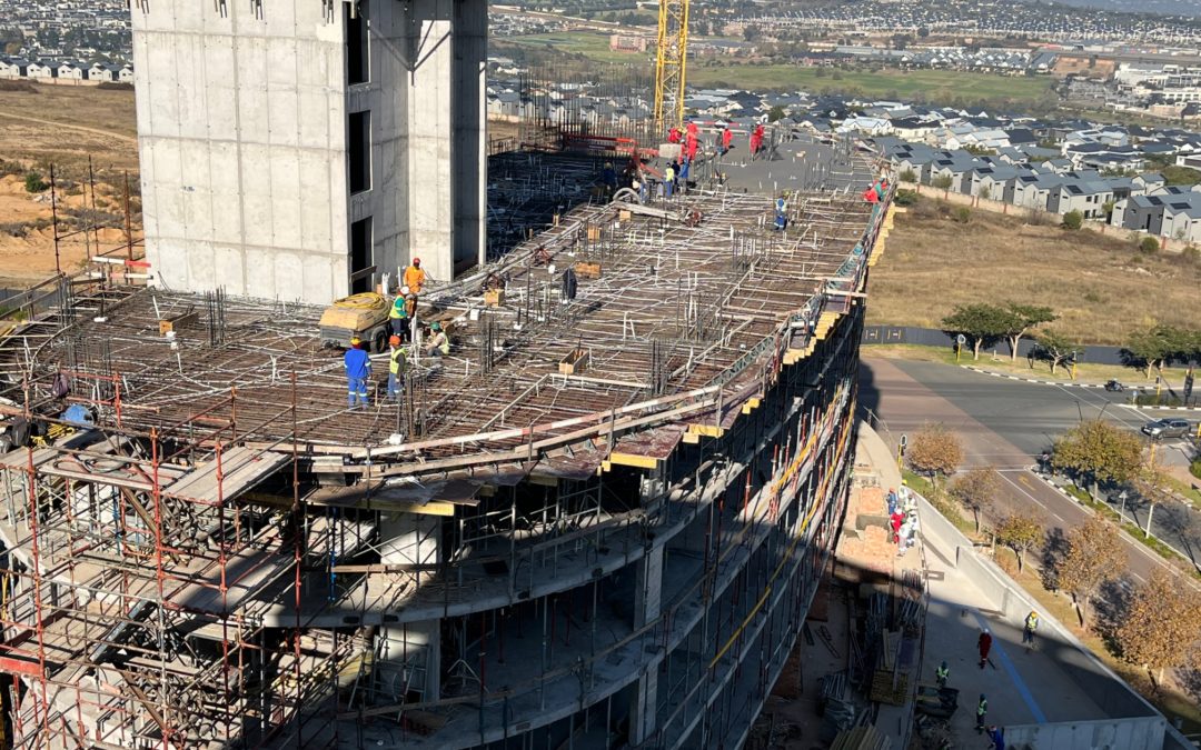 Construction at Ellipse Waterfall